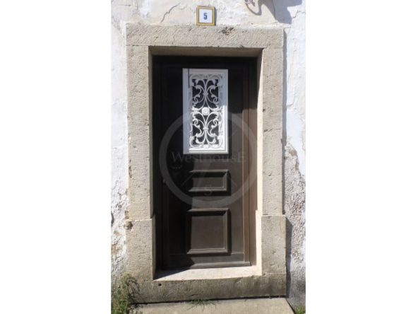 IDc121c401-0000-0500-0000-000018b96db9