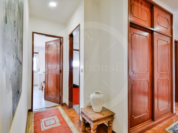 8 Corredor quartos