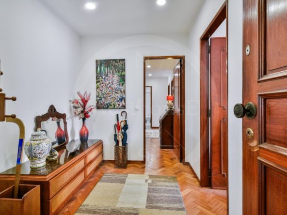 9 Hall entrada